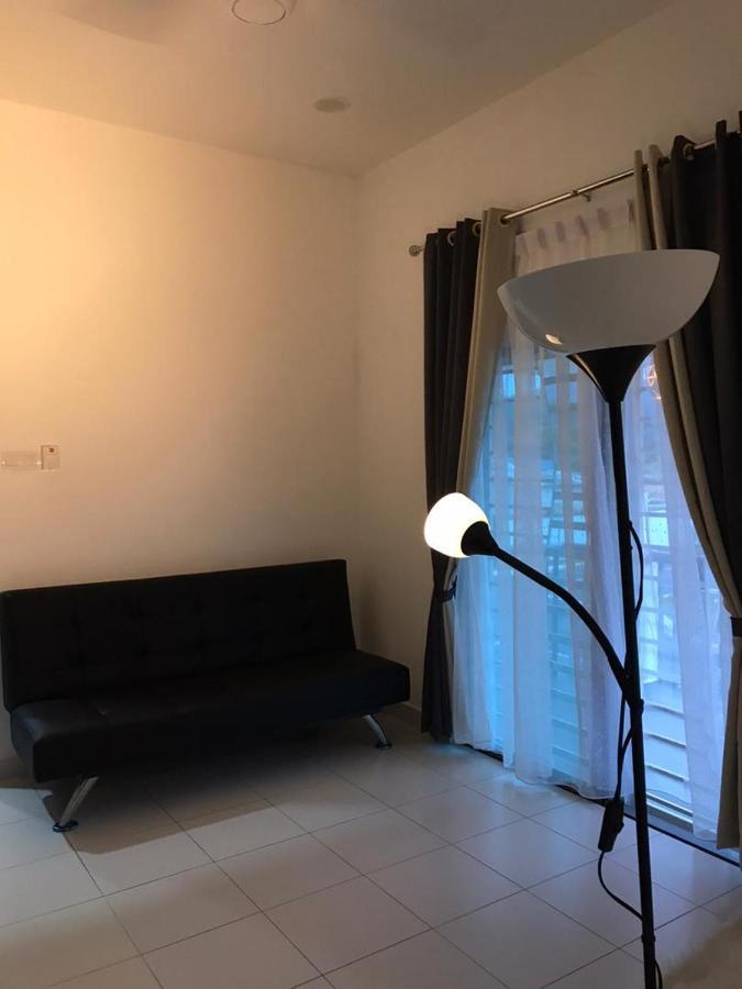Baituljannah Homestay Batu Pahat Kültér fotó