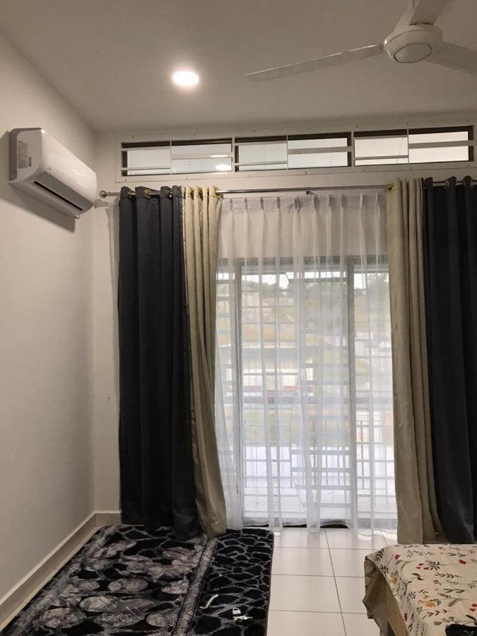 Baituljannah Homestay Batu Pahat Kültér fotó