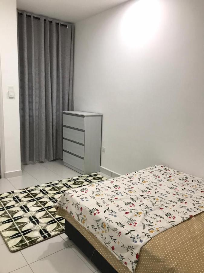 Baituljannah Homestay Batu Pahat Kültér fotó